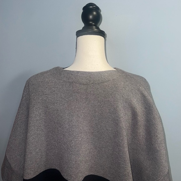 Charlie paige- grey and black top - Picture 4 of 6